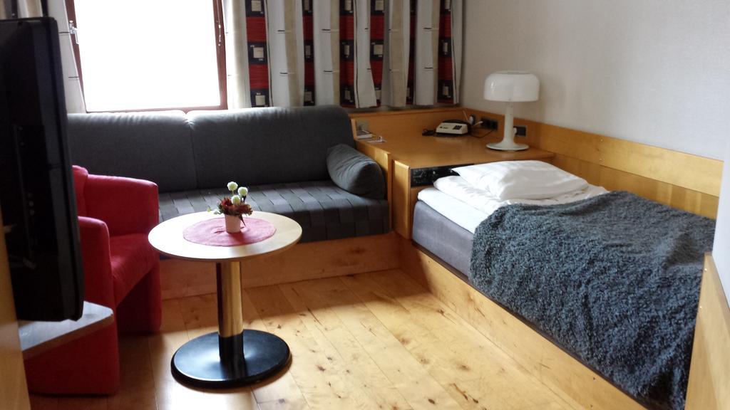 Hotell Toppen Storuman Zimmer foto